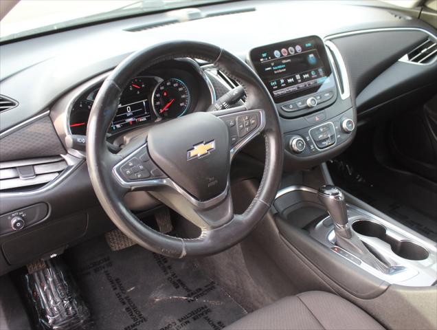 2017 Chevrolet Malibu 1LT