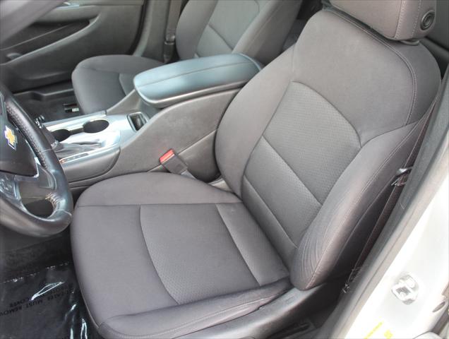 2017 Chevrolet Malibu 1LT