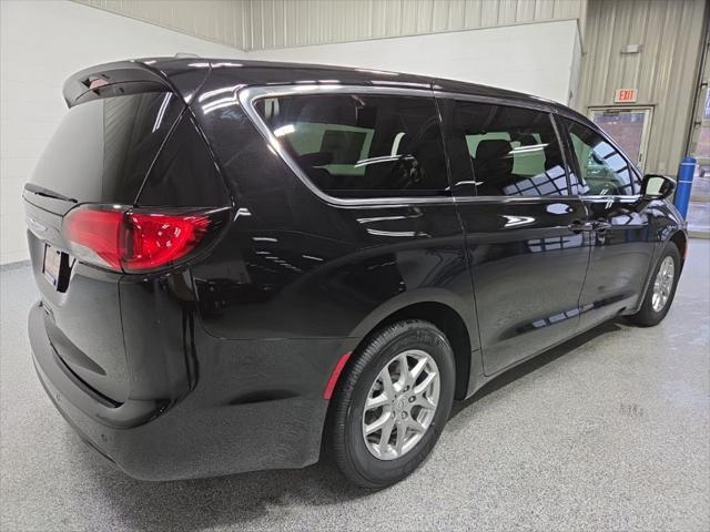 2026 Chrysler Voyager LX