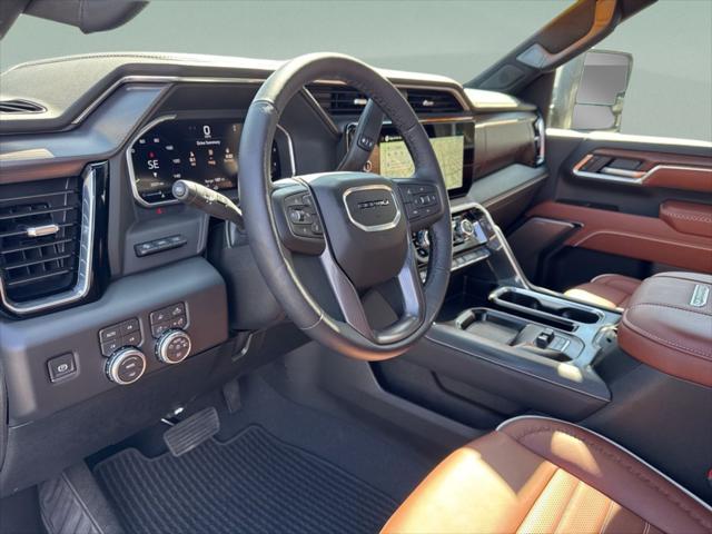 2026 GMC Sierra 2500HD Crew Cab, Standard Bed, Denali Ultimate, 4WD