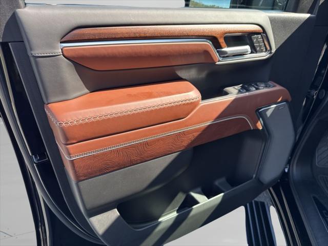 2026 GMC Sierra 2500HD Crew Cab, Standard Bed, Denali Ultimate, 4WD