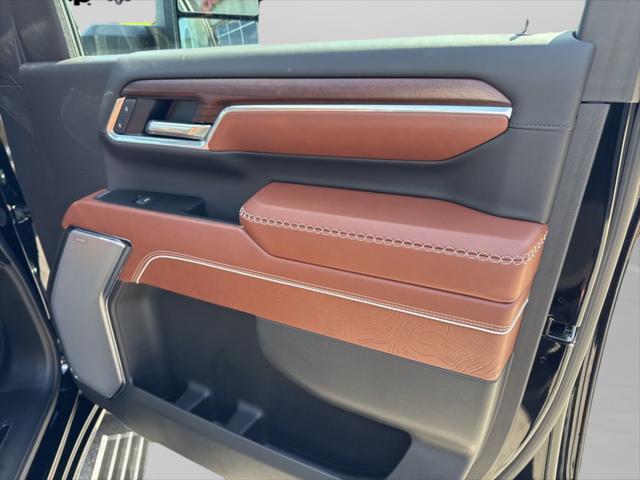 2026 GMC Sierra 2500HD Crew Cab, Standard Bed, Denali Ultimate, 4WD
