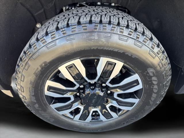 2026 GMC Sierra 2500HD Crew Cab, Standard Bed, Denali Ultimate, 4WD