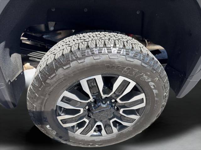 2026 GMC Sierra 2500HD Crew Cab, Standard Bed, Denali Ultimate, 4WD
