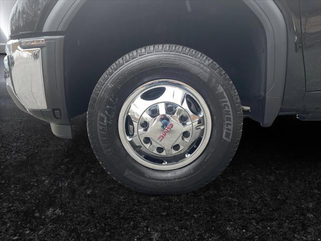 2026 GMC Sierra 3500HD SLE
