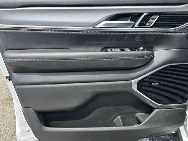 2026 Jeep Grand Wagoneer L Limited Altitude 4x4