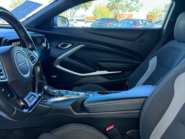 2017 Chevrolet Camaro 1LT