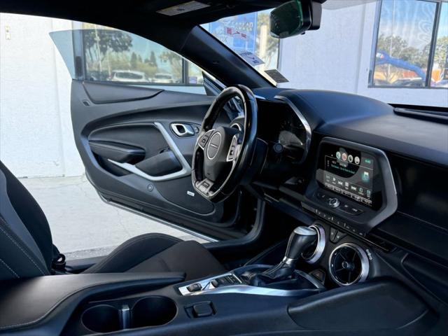 2017 Chevrolet Camaro 1LT