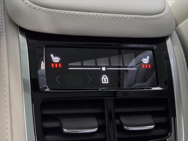 2026 Volvo XC90 Ultra Dark Theme
