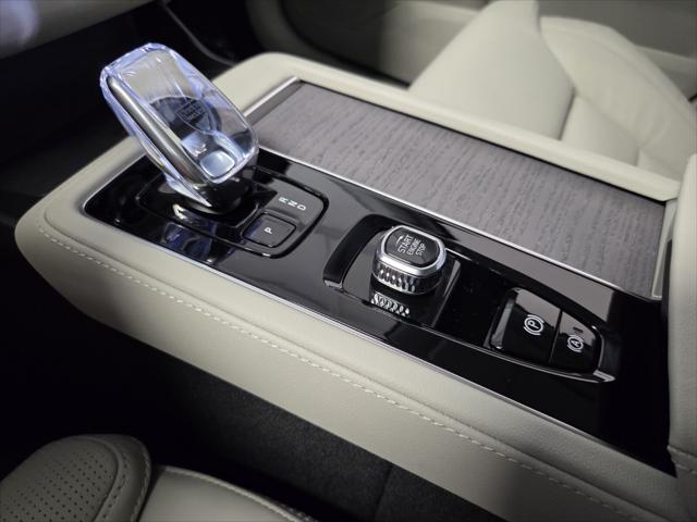 2026 Volvo XC90 Ultra Dark Theme