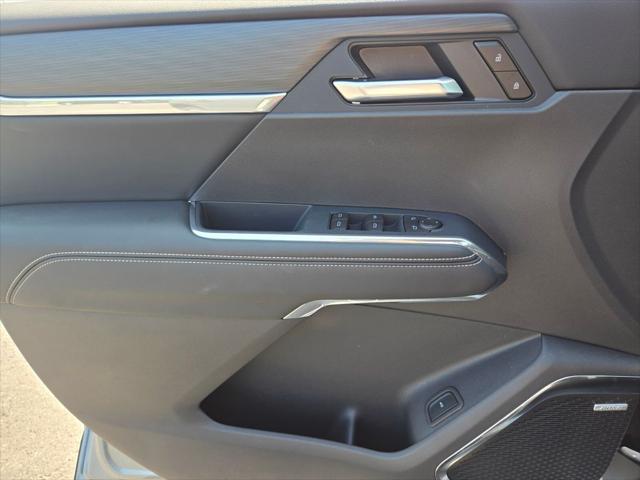 2026 GMC Acadia Elevation FWD