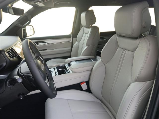 2026 Jeep Grand Wagoneer L 4x2