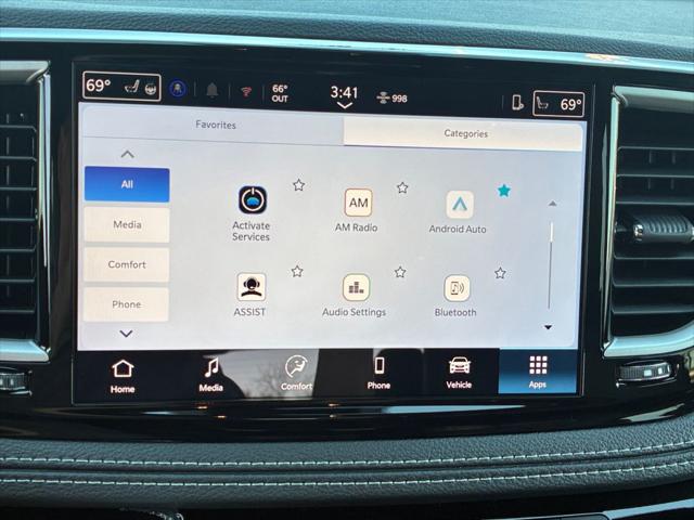 2026 Chrysler Pacifica Limited