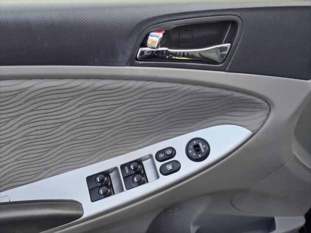 2014 Hyundai Accent GLS