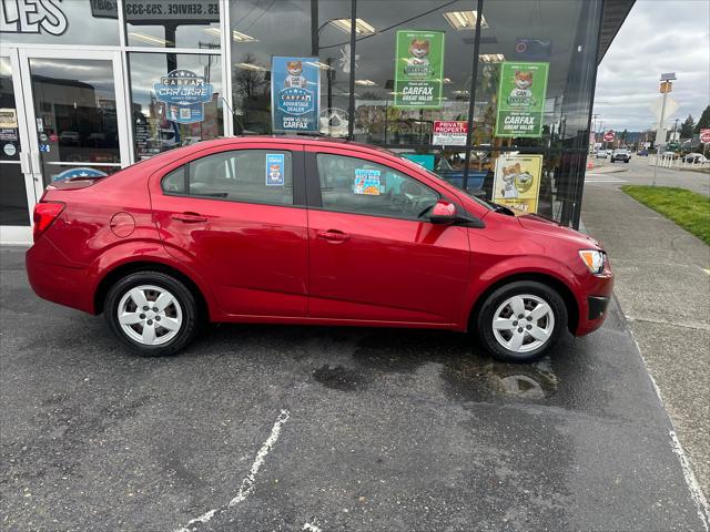 2013 Chevrolet Sonic LS Auto