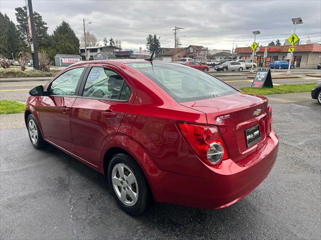 2013 Chevrolet Sonic LS Auto