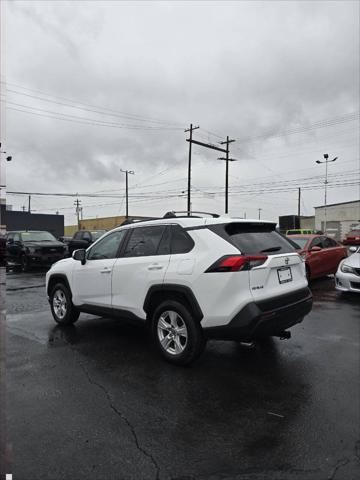 2021 Toyota RAV4 XLE