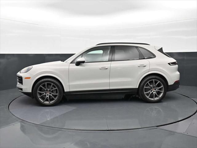 2025 Porsche Cayenne Unknown
