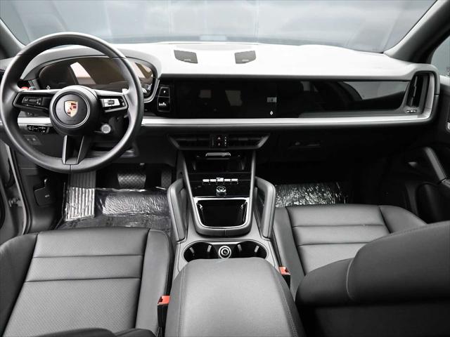 2025 Porsche Cayenne Unknown