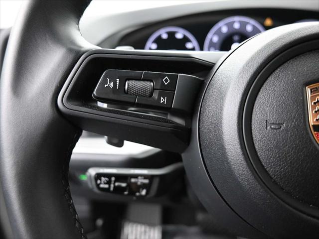 2025 Porsche Cayenne Unknown