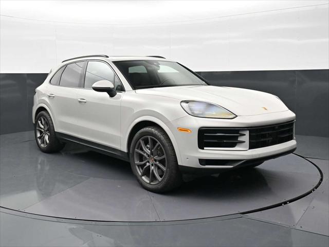 2025 Porsche Cayenne Unknown