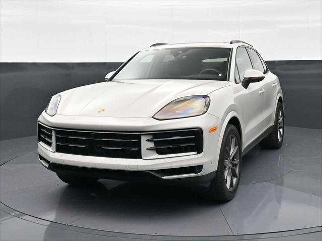 2025 Porsche Cayenne Unknown