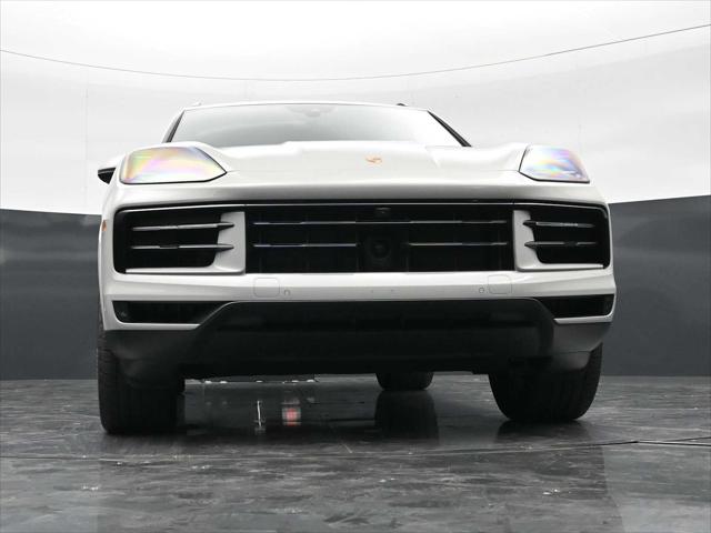 2025 Porsche Cayenne Unknown