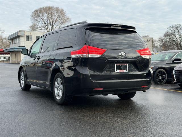2013 Toyota Sienna Unknown