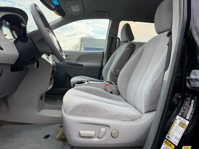 2013 Toyota Sienna Unknown