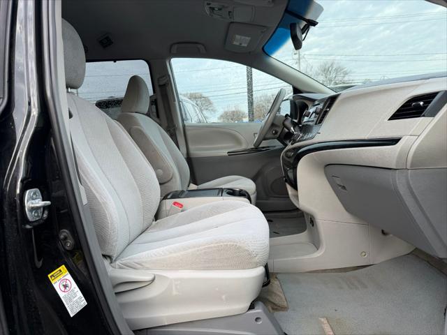 2013 Toyota Sienna Unknown