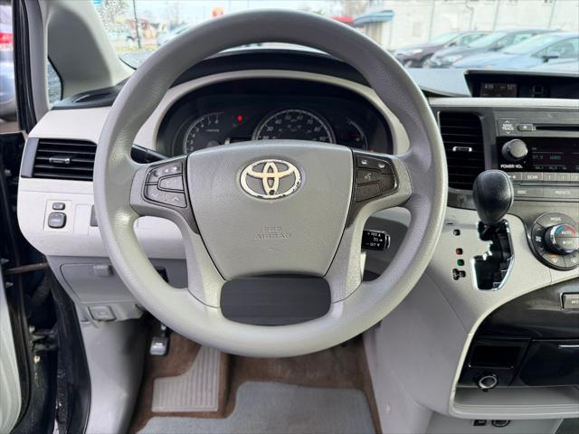 2013 Toyota Sienna Unknown