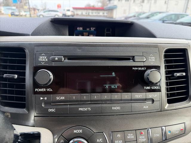 2013 Toyota Sienna Unknown