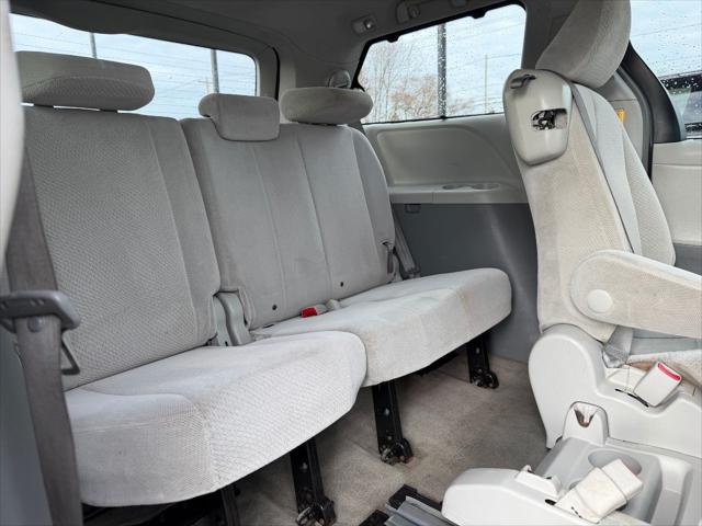 2013 Toyota Sienna Unknown