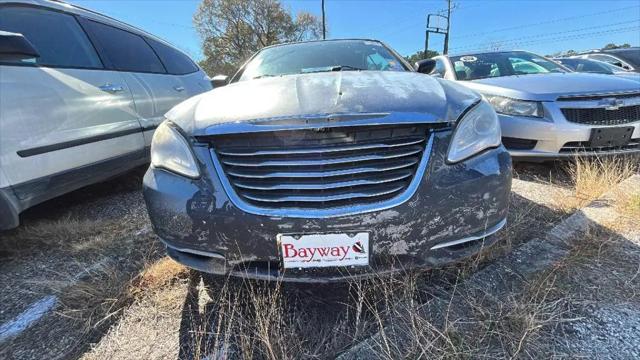 2013 Chrysler 200 Touring for sale in Houston, TX