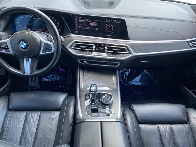 2020 BMW X7 M50i