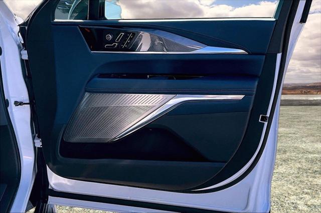 2026 Cadillac Escalade IQL Premium Luxury AWD