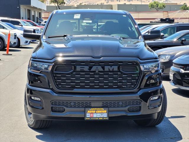 2026 RAM 1500 RAM 1500 EXPRESS CREW CAB 4X4 57 BOX