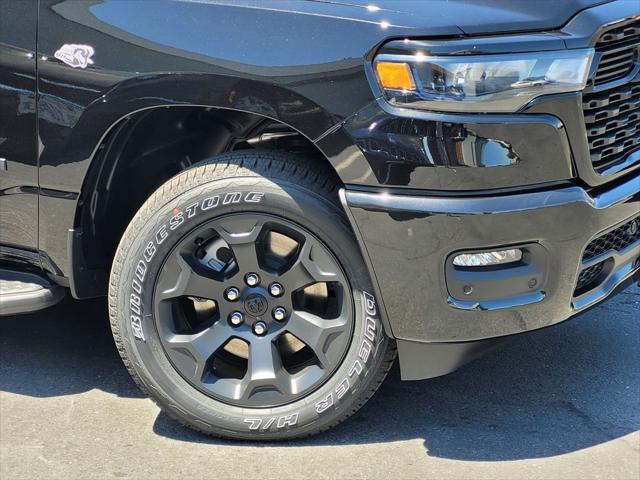 2026 Ram 1500 Express Crew Cab 4x4 5'7" Box