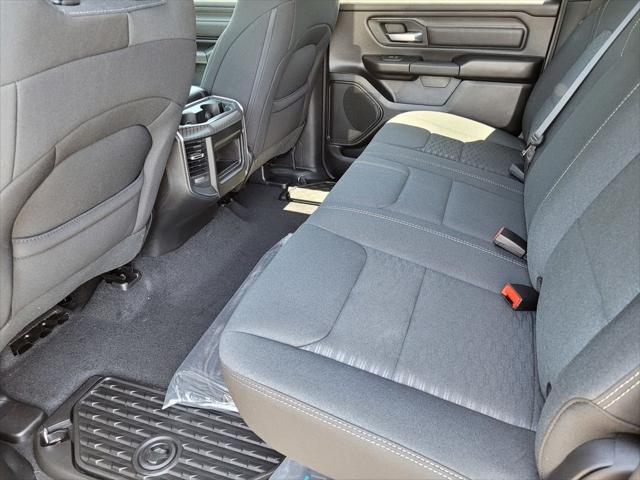 2026 Ram 1500 Express Crew Cab 4x4 5'7" Box