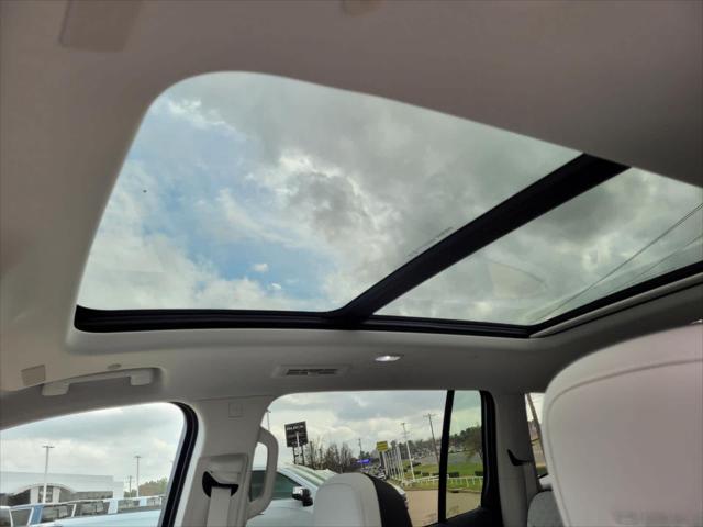 2026 GMC Acadia Denali FWD