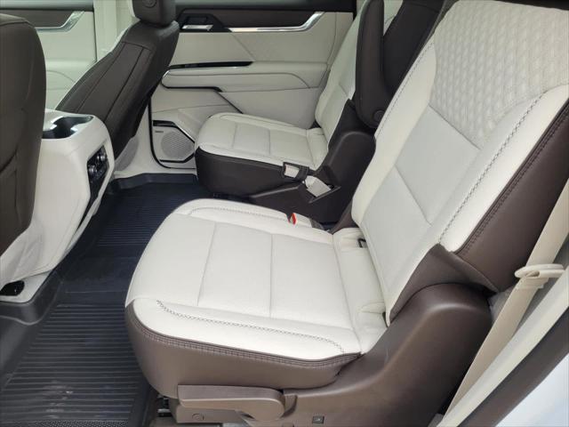 2026 GMC Acadia Denali FWD
