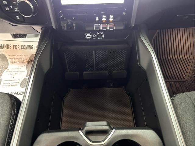 New 2026 RAM 1500 Big Horn Crew Cab 4x4 57" Box For Sale in Wilmington, OH