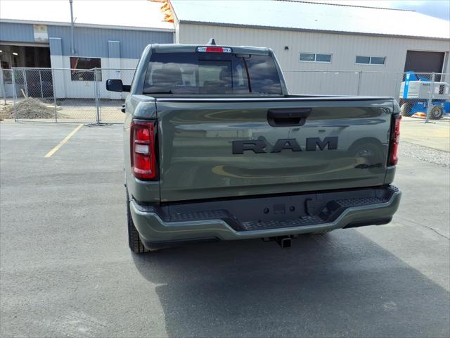 2026 Ram 1500 Express Crew Cab 4x4 5'7" Box