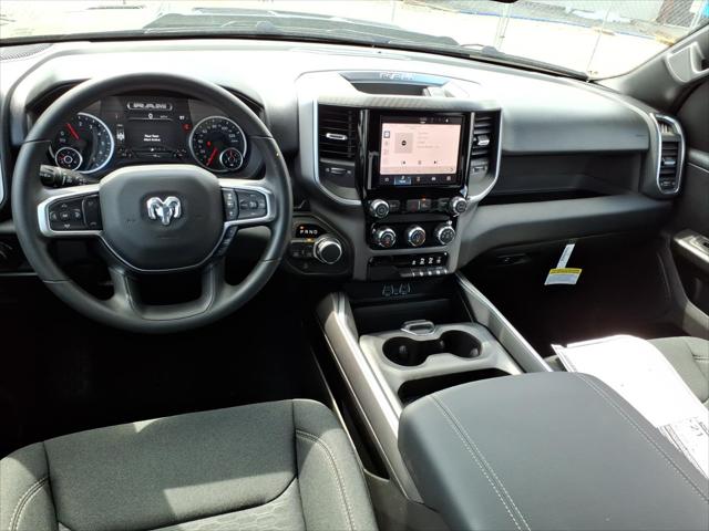 2026 Ram 1500 Express Crew Cab 4x4 5'7" Box