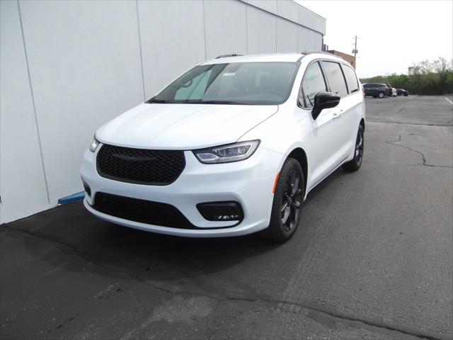 2026 Chrysler Pacifica PACIFICA SELECT AWD 2026 Chrysler Pacifica PACIFICA SELECT AWD