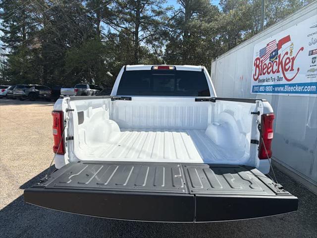 2026 Ram 1500 Big Horn Crew Cab 4x4 57 Box