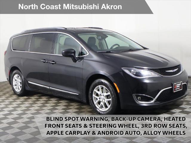 2020 Chrysler Pacifica Touring L for sale in Akron, OH