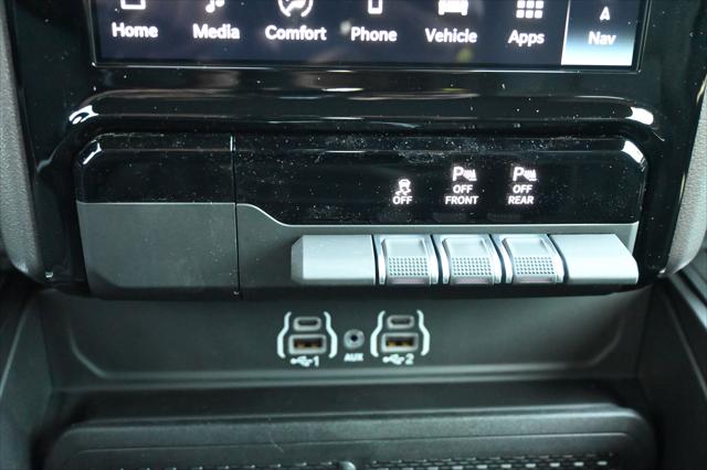 2026 Ram 1500 Big Horn Crew Cab 4x4 5'7" Box