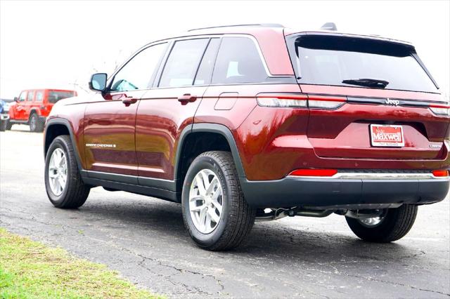 2026 Jeep Grand Cherokee Laredo 4x2