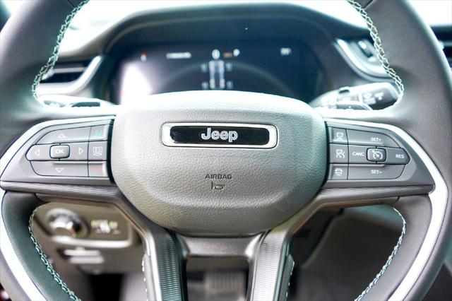 2026 Jeep Grand Cherokee Laredo 4x2